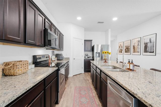 16332 BLOOMING CHERRY DRIVE, Groveland, FL 34736