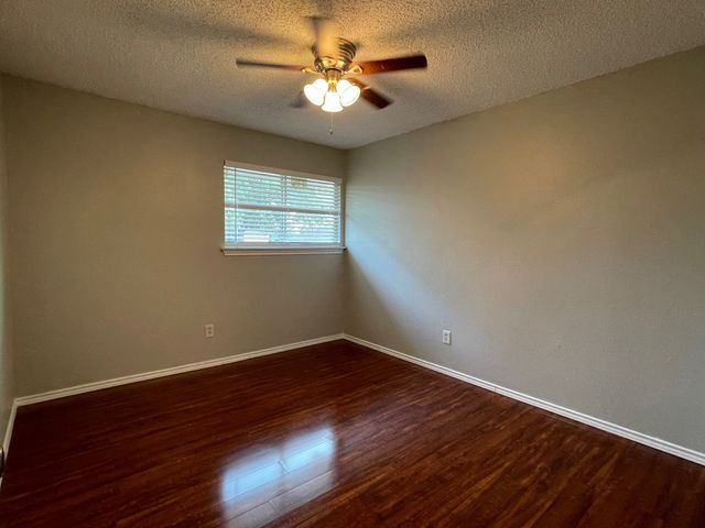 1557 Copper Meadow Drive, Mesquite, TX 75149