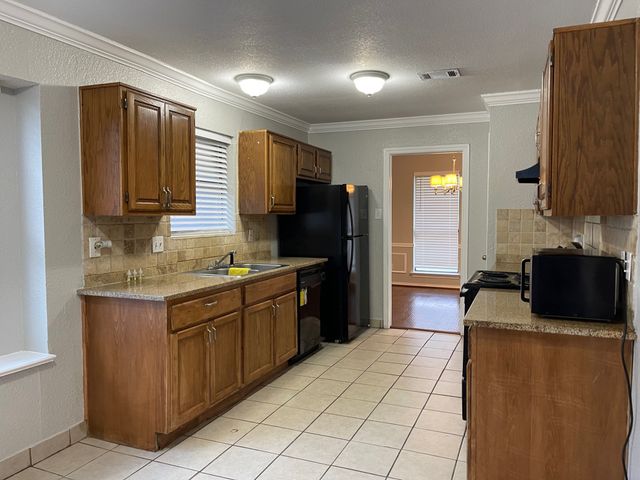 1557 Copper Meadow Drive, Mesquite, TX 75149