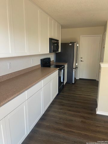 133 Hampton, Boerne, TX 78006