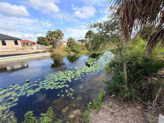 12TH PLACE, Cape Coral, FL 33909