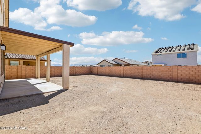 949 W Calle Cuarzo, Sahuarita, AZ 85629