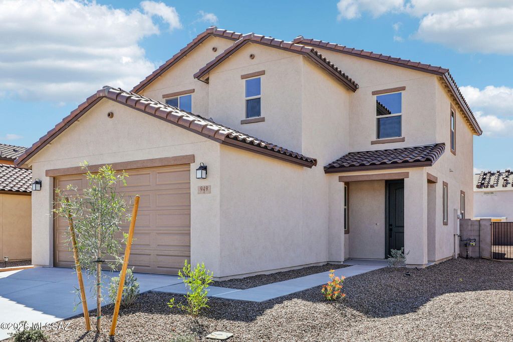 949 W Calle Cuarzo, Sahuarita, AZ 85629