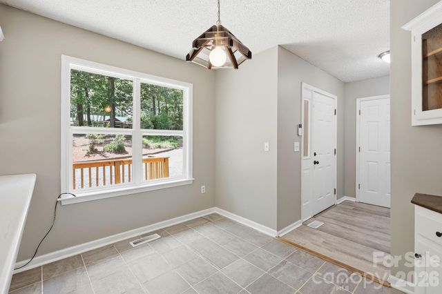 340 Oakwood Lane, Columbus, NC 28722