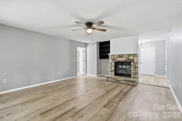 340 Oakwood Lane, Columbus, NC 28722