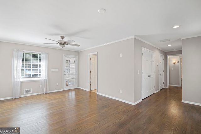 21 Fontaine Drive, Newnan, GA 30263