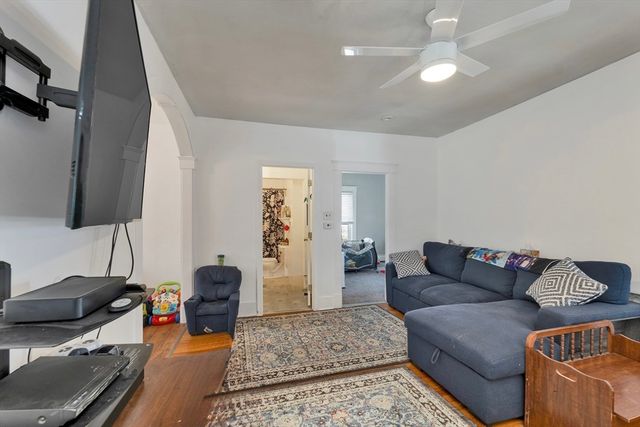 74 Crescent St., Lowell, MA 01851