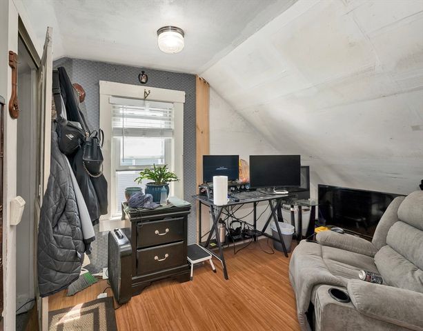 74 Crescent St., Lowell, MA 01851