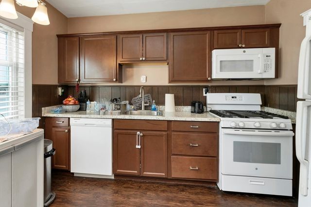 74 Crescent St., Lowell, MA 01851