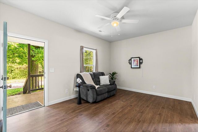 9855 Walnut Street, Soddy Daisy, TN 37379