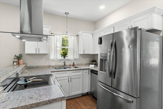 9855 Walnut Street, Soddy Daisy, TN 37379