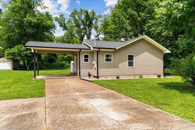 9855 Walnut Street, Soddy Daisy, TN 37379