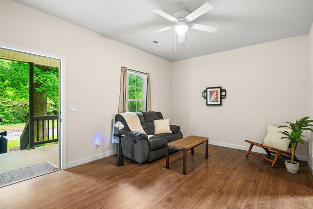 9855 Walnut Street, Soddy Daisy, TN 37379