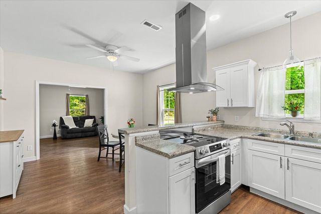 9855 Walnut Street, Soddy Daisy, TN 37379