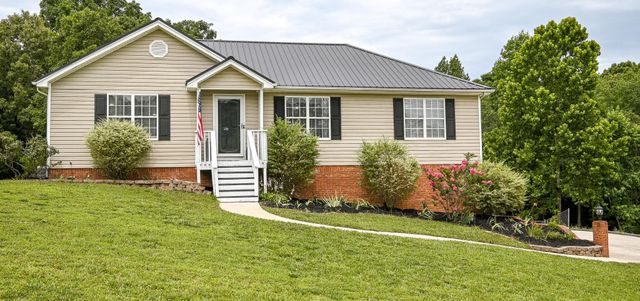 2214 N Fork Drive, Soddy Daisy, TN 37379
