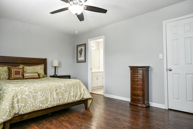 2214 N Fork Drive, Soddy Daisy, TN 37379
