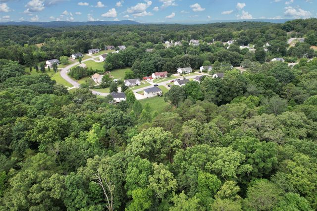 2214 N Fork Drive, Soddy Daisy, TN 37379