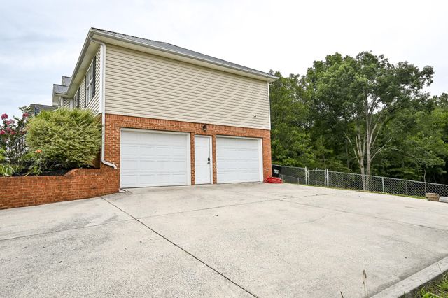 2214 N Fork Drive, Soddy Daisy, TN 37379
