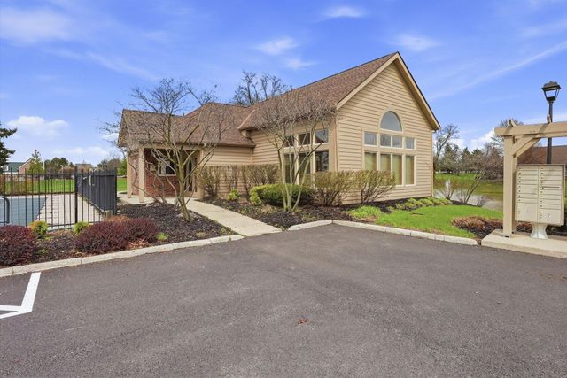 9383 Clermont Boulevard, Powell, OH 43065