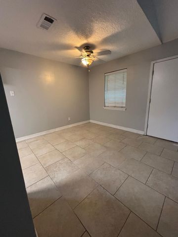 605 Meadowick Drive, Baytown, TX 77521