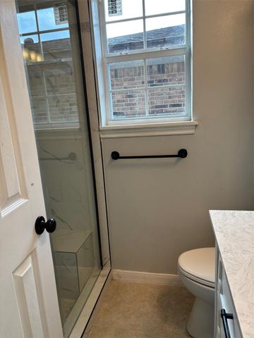 605 Meadowick Drive, Baytown, TX 77521