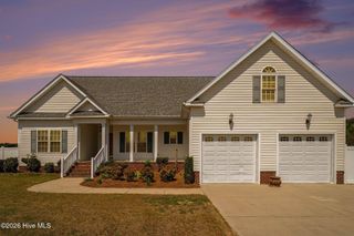215 Ellington Way, La Grange, NC 28551