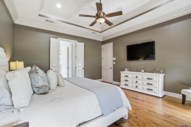 10456 Buddy Gore Rd, Gonzales, LA 70737