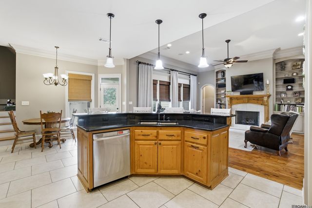 10456 Buddy Gore Rd, Gonzales, LA 70737