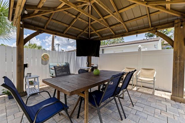 109 16TH AVENUE 3, Indian Rocks Beach, FL 33785