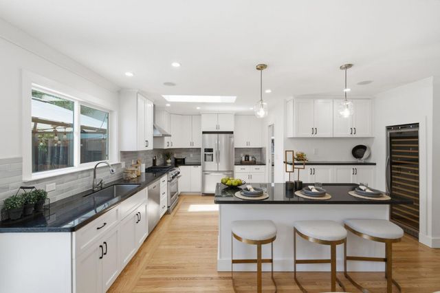 230 Nimitz Avenue, Redwood City, CA 94061