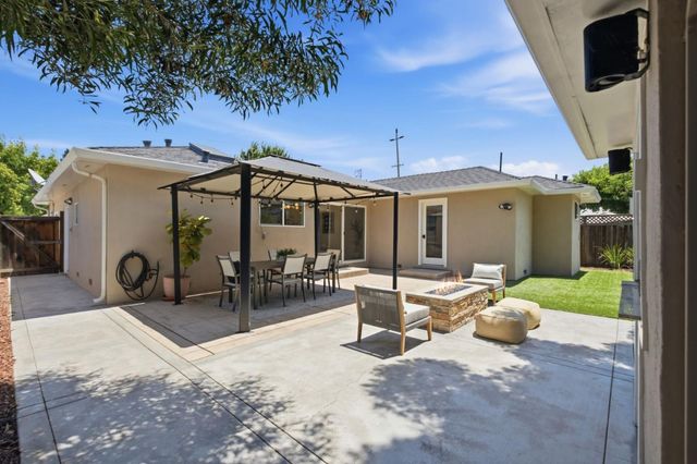 230 Nimitz Avenue, Redwood City, CA 94061