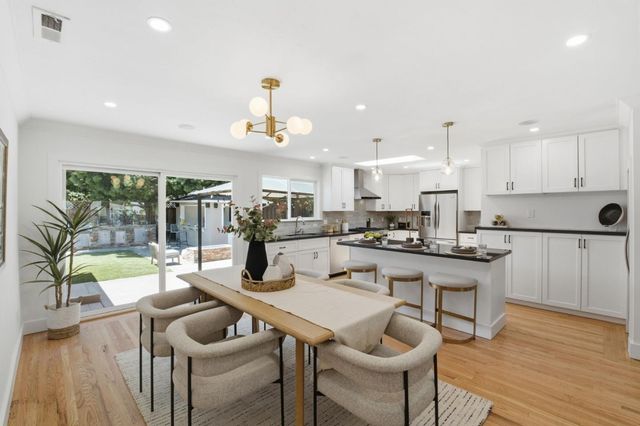 230 Nimitz Avenue, Redwood City, CA 94061