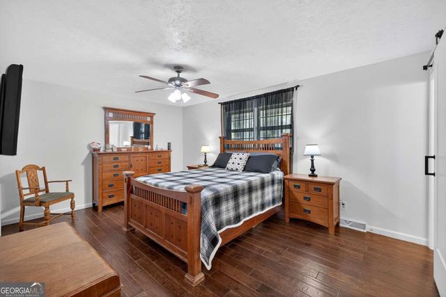 199 Cherry Street SE, Calhoun, GA 30701