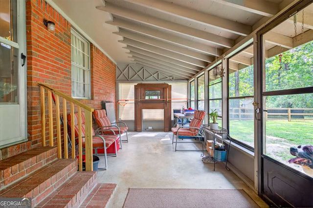 199 Cherry Street SE, Calhoun, GA 30701