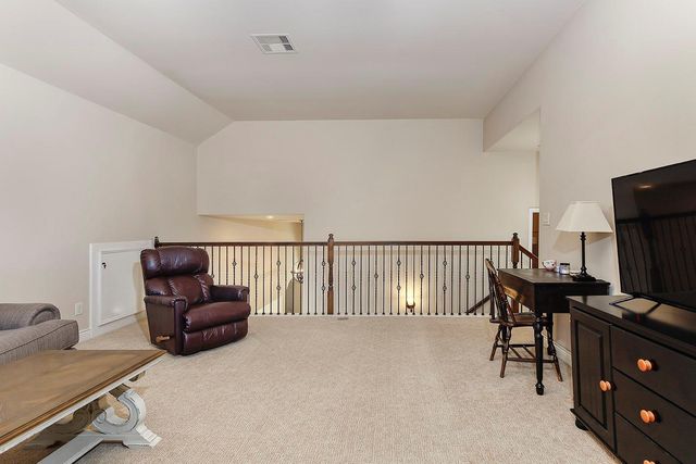 157 Pine Crest Circle, Montgomery, TX 77316