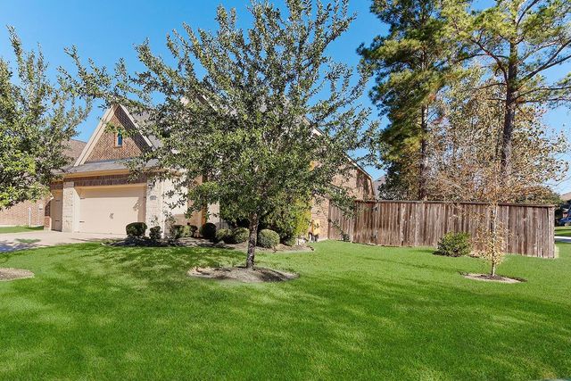 157 Pine Crest Circle, Montgomery, TX 77316