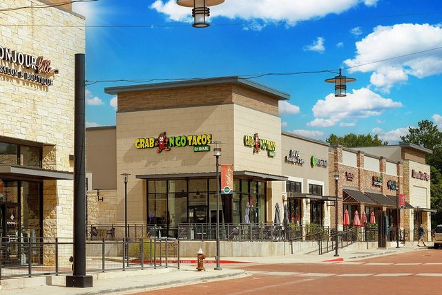 157 Pine Crest Circle, Montgomery, TX 77316