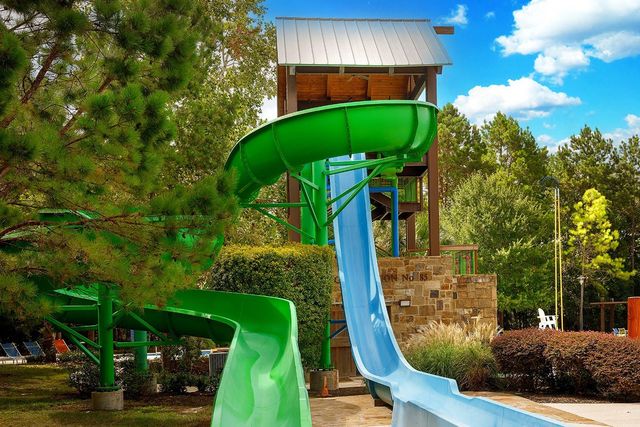 157 Pine Crest Circle, Montgomery, TX 77316