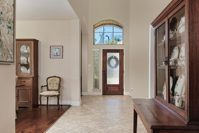 157 Pine Crest Circle, Montgomery, TX 77316