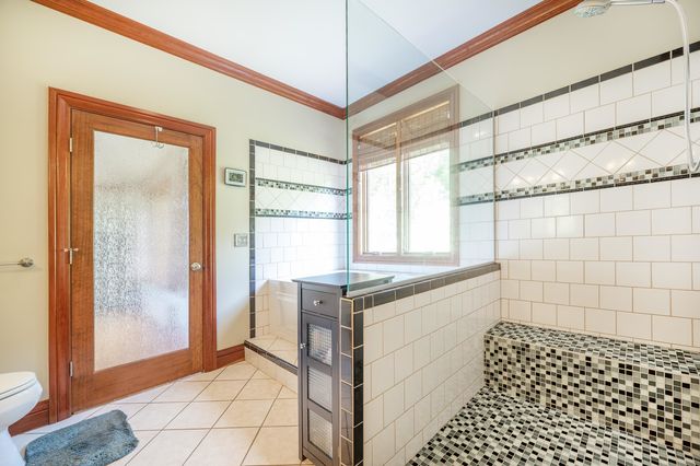 411 Wood Road, Hartford, VT 05059