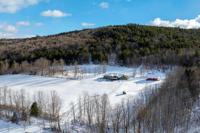411 Wood Road, Hartford, VT 05059