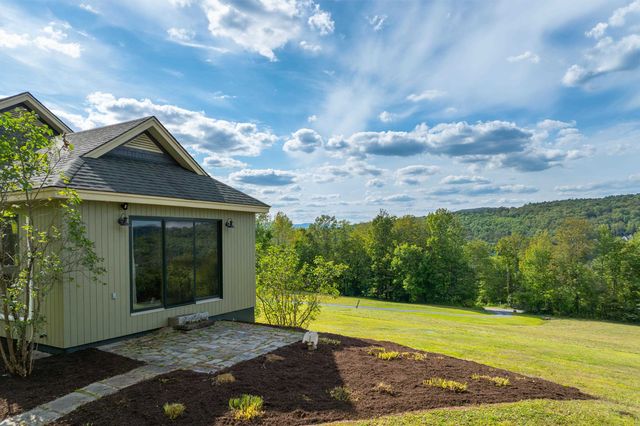 411 Wood Road, Hartford, VT 05059