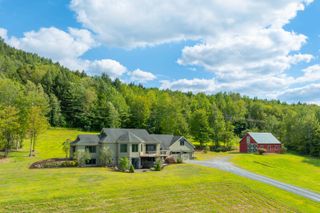 411 Wood Road, Hartford, VT 05059