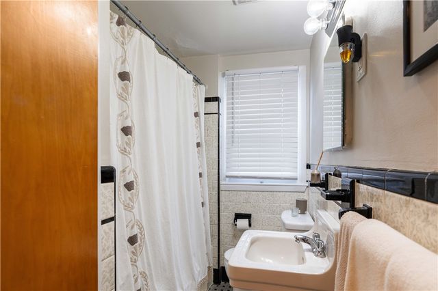 99 Allen Avenue, East Providence, RI 02915