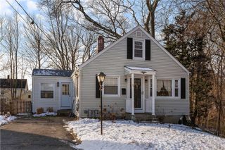 99 Allen Avenue, East Providence, RI 02915