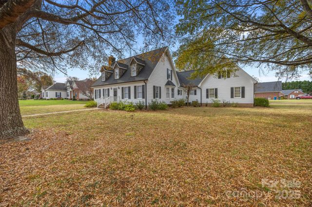 103 Hampshire Court, Salisbury, NC 28144