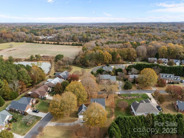 103 Hampshire Court, Salisbury, NC 28144