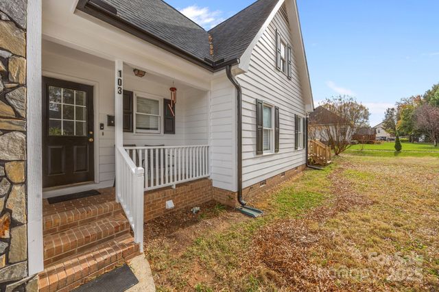 103 Hampshire Court, Salisbury, NC 28144