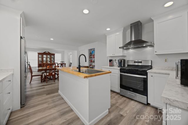 103 Hampshire Court, Salisbury, NC 28144