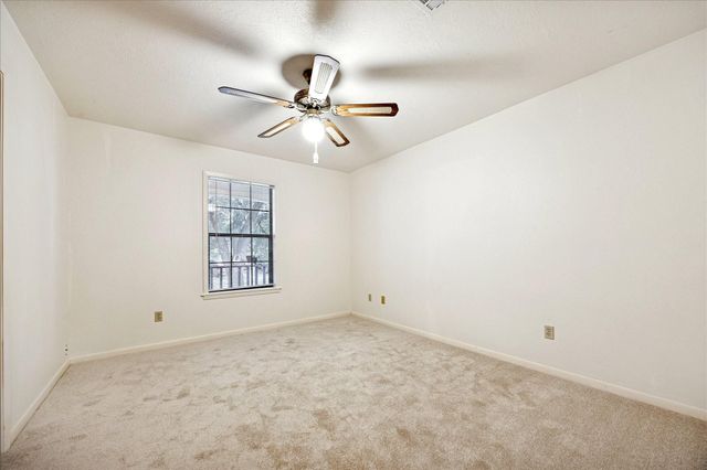 110 Wild Phlox Drive, Bellville, TX 77418